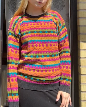 Jättefin stickad tröja - Stickad vintage tröja i akryl och bomull. Storlek L 