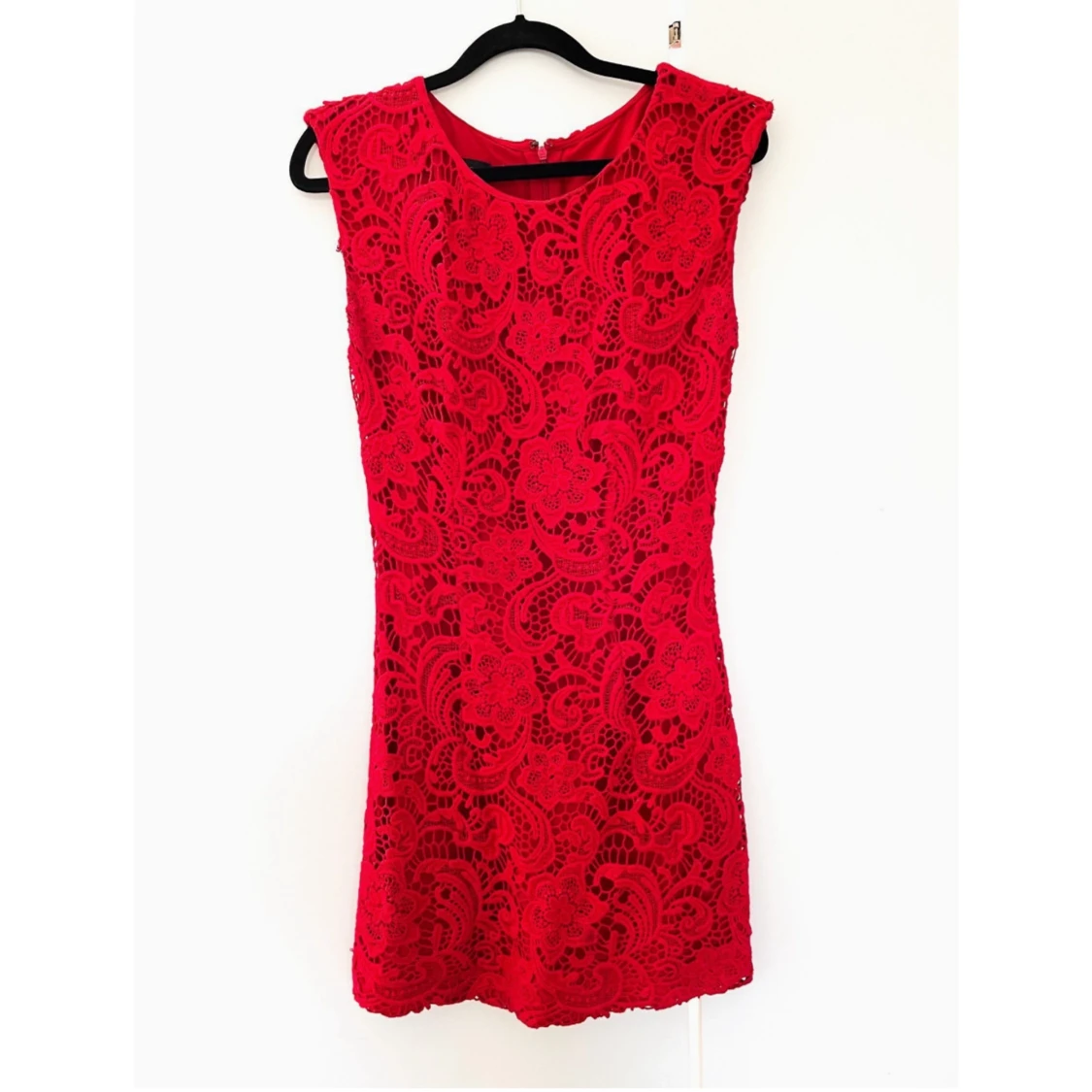 MANGO Lace Dress / Spetsklänning