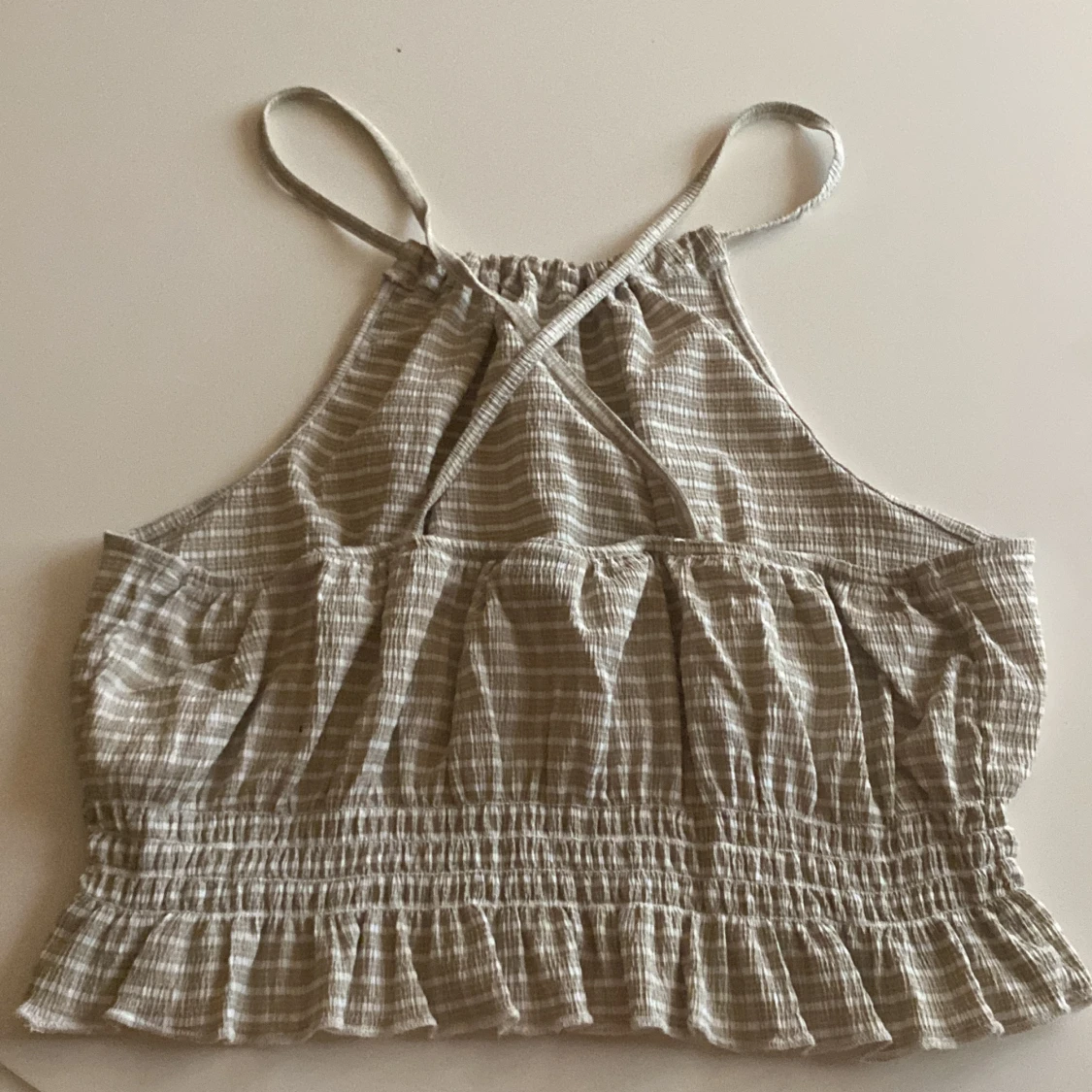 Beige/vit topp  - 90