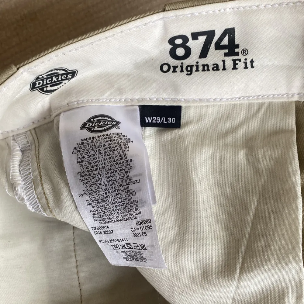 Oanvända dickies 874 original work khaki  Storlek W29 L30 Nypris 799kr Kom med bud!. Jeans & Byxor.