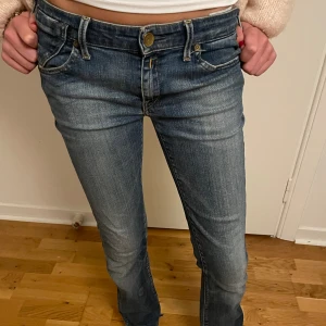 Replay jeans - Supersnygga vintage jeans i modellen straight❤️‍🔥