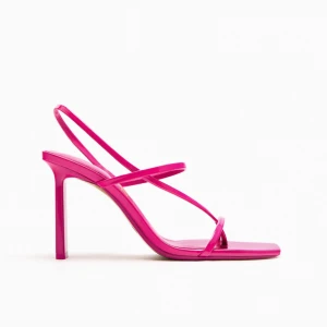 Klackskor - Klackskor från Zara, aldrig använda! Skriv privat för fler bilder💕