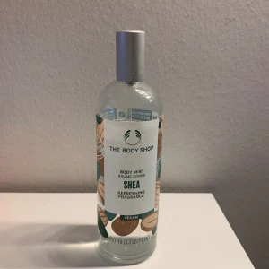 The Body Shop, body mist Shea  - Parfym som innehåller ungefär 80ml (ordinarie 100ml). 