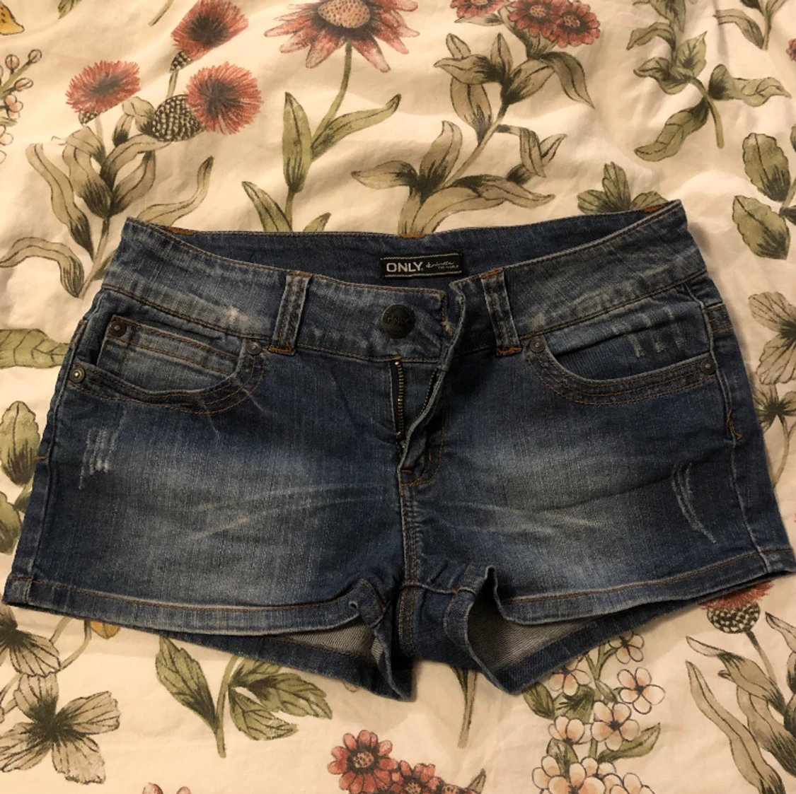 Jeansshorts only - 90