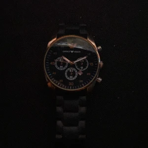 Armani klocka användes ej - Batteri funka ej