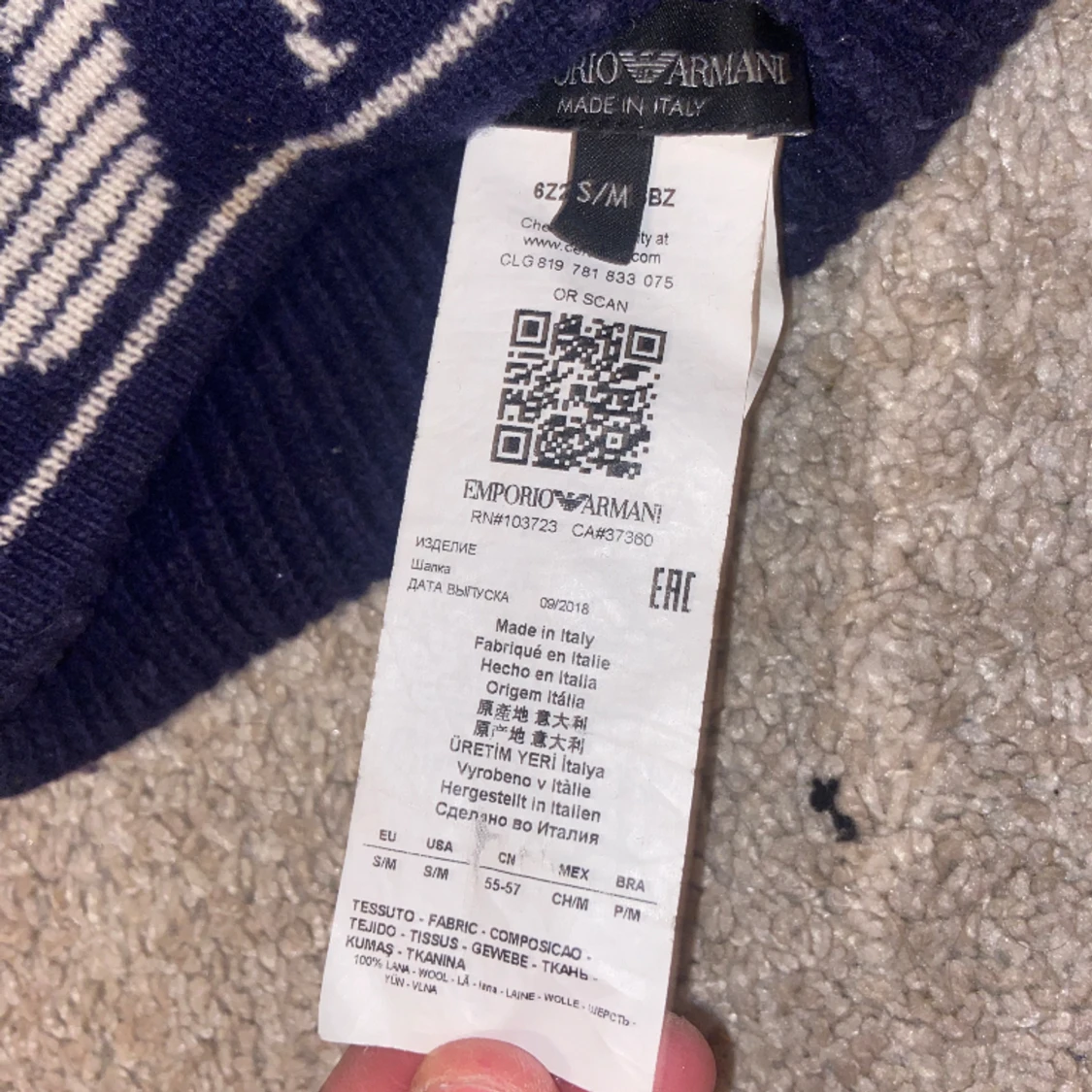 Äkta Armani mössa - 91