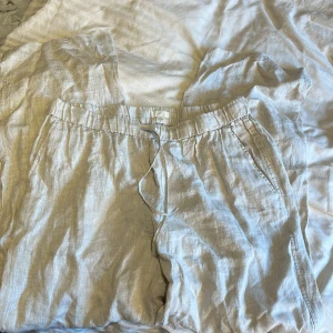 Arket linnebyxor  - Använd 1 gång 