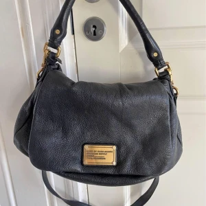 Marc Jacob väska - As snygg Marc Jacobs väska!!! 😻😻1 & 2 lånade bilder!