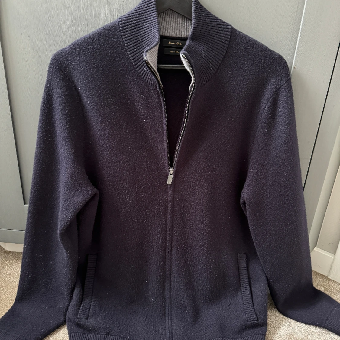 Massimodutti tröjor (billigt)