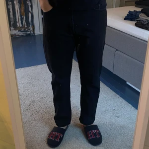 Svarta Jeans - Bra skick! Sitter som W32 L32