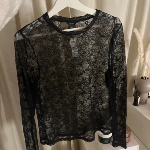 Spetstopp - Storlek L med prislapp kvar 