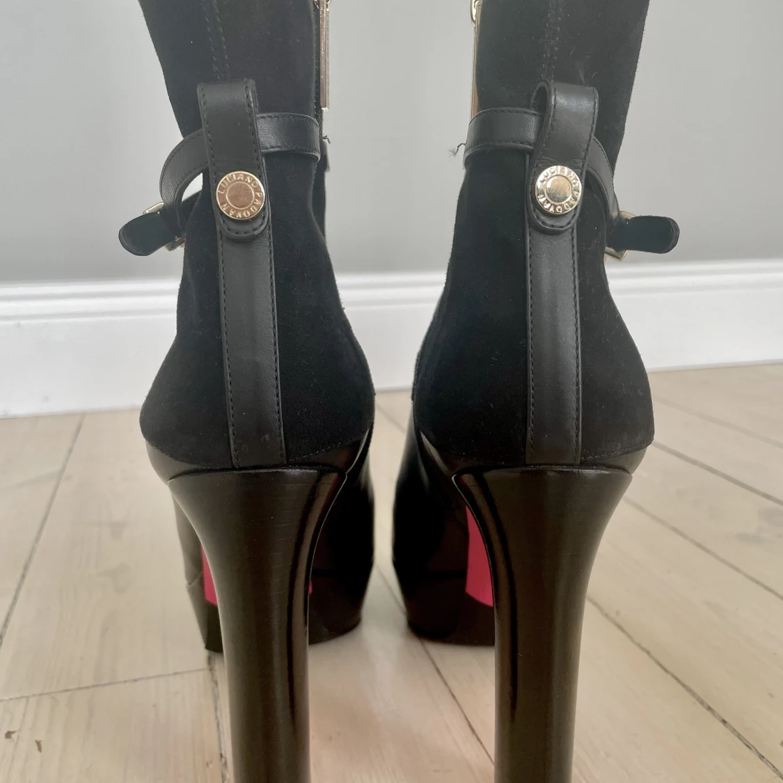 Luciano Padovan Stövlett i lyxigt italienskt skinn.   - 91