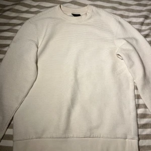 Tröja - Tröja köpt från H&M.