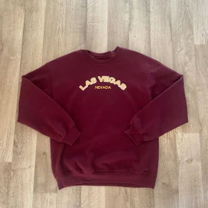 Vintage sweatshirt - Säljer tröja. Skick 10/10. Storlek S. 