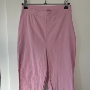 Bianca x Nelly - Bianca x Nelly  storlek 38 Condition: helt nya, oanvända