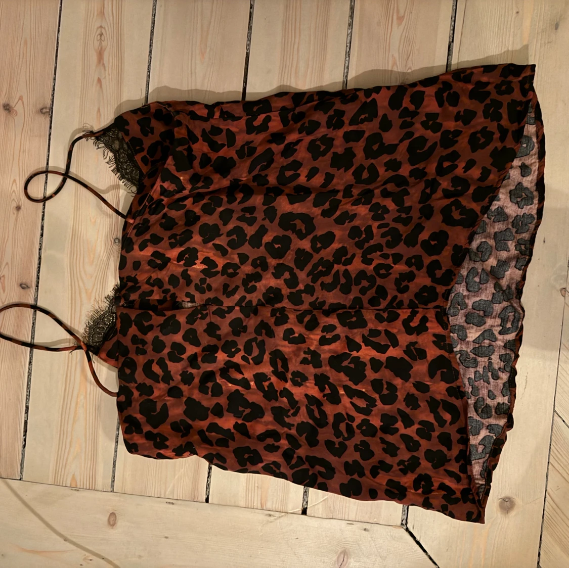 Leopard linne - 90