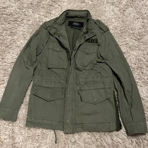 Replay overshirt  - Säljer min Replay overshirt i helt okej skick. Sitter ungefär i XS