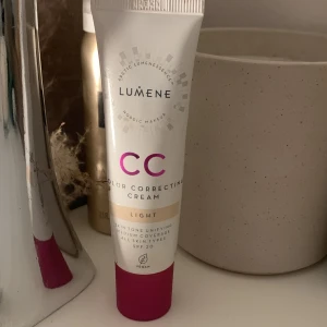 Lumene  - Använd 50/40%, inte min färg🤍💞💋