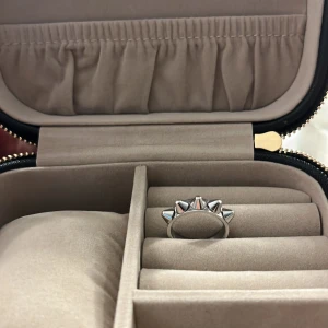 Edblad ring - Säljer min Edblad ring då jag har bytt till guld smycken, mått 16,8mm