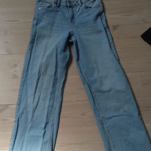 Basic blåa jeans  - Ganska bra skick 164 i storlek 