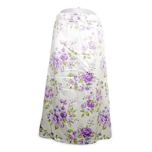 Vit långkjol med lila blommor från VILA - Säljer en superfin vit långkjol från VILA med ett vackert blommönster i lila och grönt. Kjolen är gjord av 100% polyester och har en elastisk midja för en bekväm passform. Perfekt för sommarens alla fester och tillfällen! 🌸