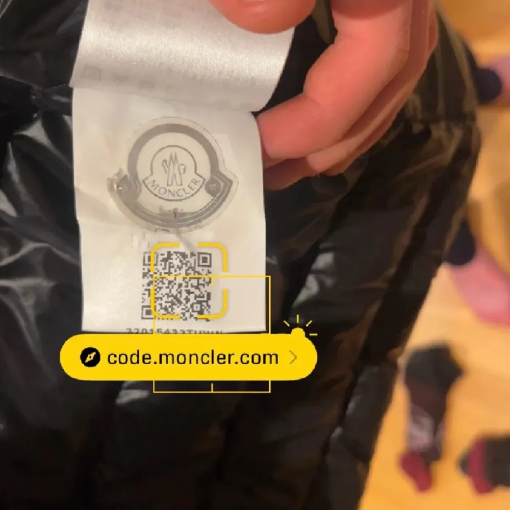 Moncler väst i super bra skick!. Jackor.