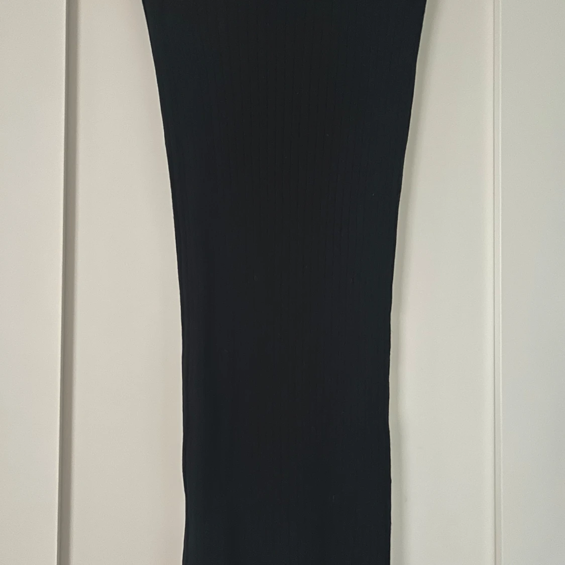 Svart ribbad kjol - 92