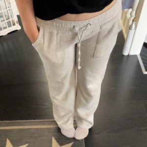 Lager 157 - mjukisbyxor  - Säljer mina super fina och sköna mjukisbyxor från lager157, kom privat för mer frågor eller bilder 🫶🏻