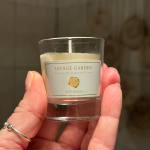 Nytt doftljus från rituals savage garden - Nytt doftljus från rituals i doften savage garden. Miniljus ca 5cm