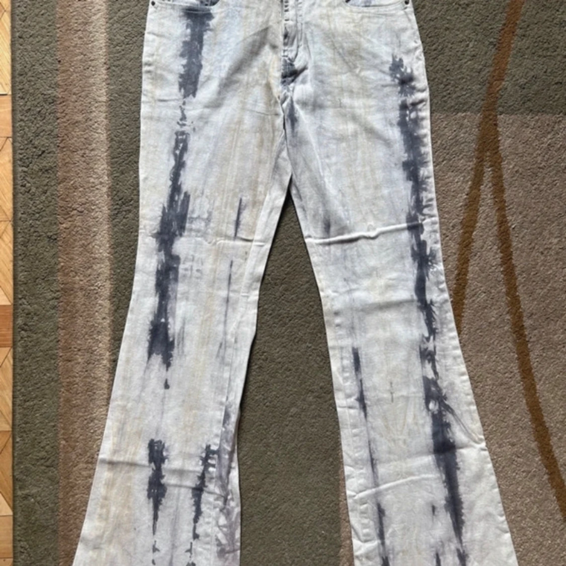 Tie dye jeans