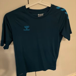 Tränings tröja - Nästan aldrig använt så den är i ett bra skick!🌸🌸