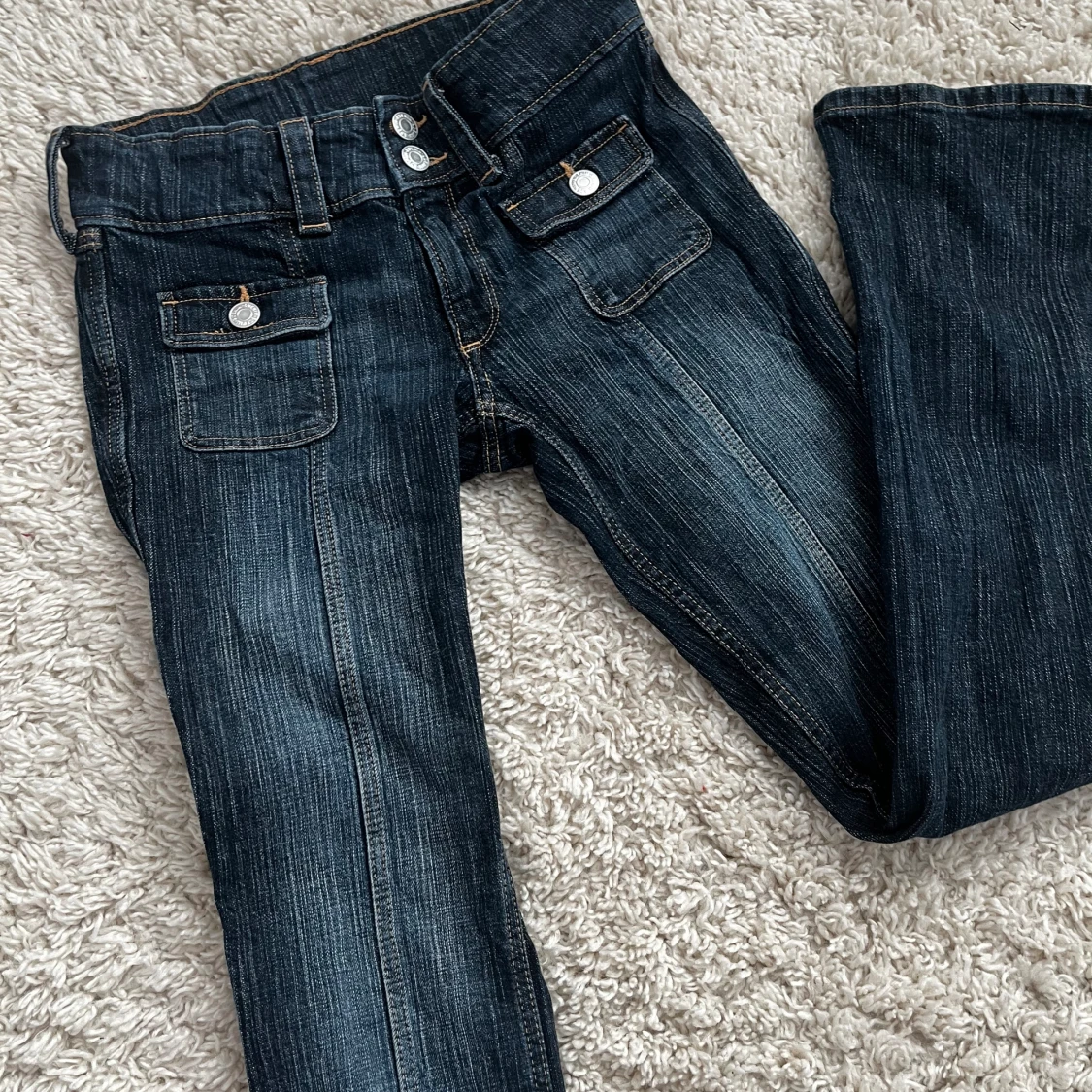 H&M bootcut low jeans  - 92