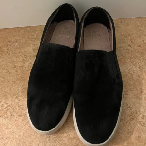 Dasia skor// loafers -  nypris 900kr. använda fåtals gånger, rensar min garderob, den är i bra sick inget fel på skorna 🙌🏼 