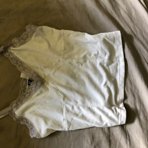 Linne - Fint litet linne, använd några gånger!