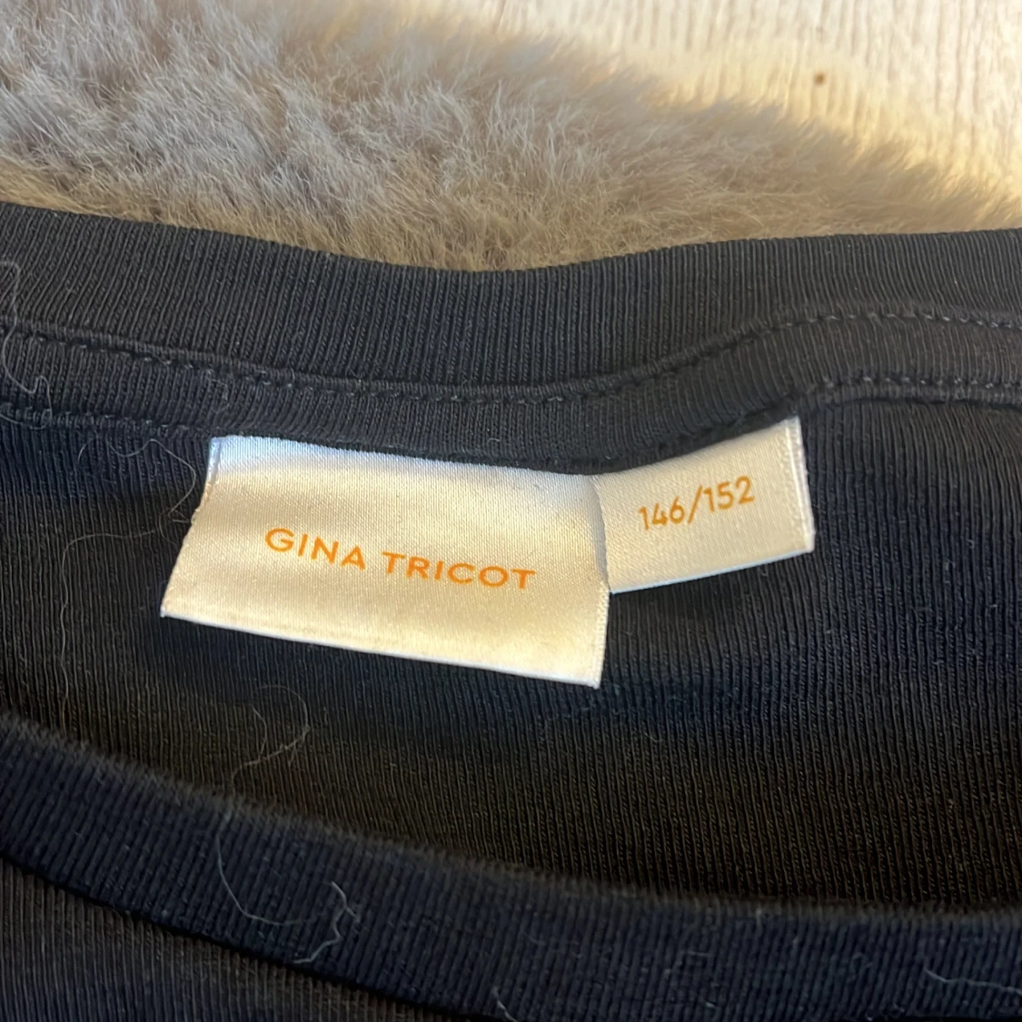 Svart långärmad  - 90