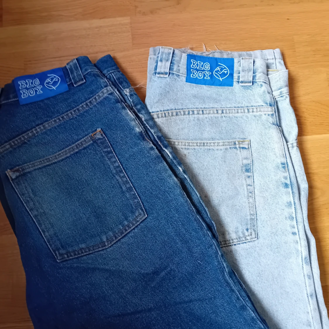 2 big boys + roc a wear jeans - 90