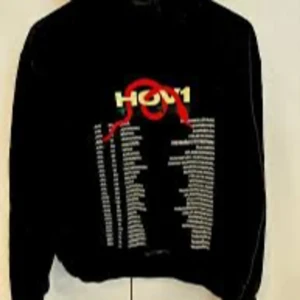 Hov1 Merch - Söker Hov1 merch måste ej vara som i bilderna! Helst XS eller S men funkar endå😘✨ Helst 0-400 men kontakta ändå om det är dyrare så får vi prata🥳