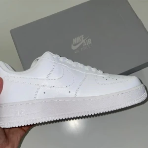 Nike Air Force 1’s - Helt nya Airforces, box och allt inkluderat!