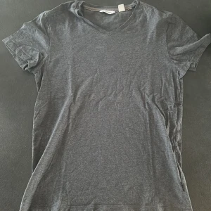 Calvinklin tröja - Fint skicka kan passa både tjejer och killar