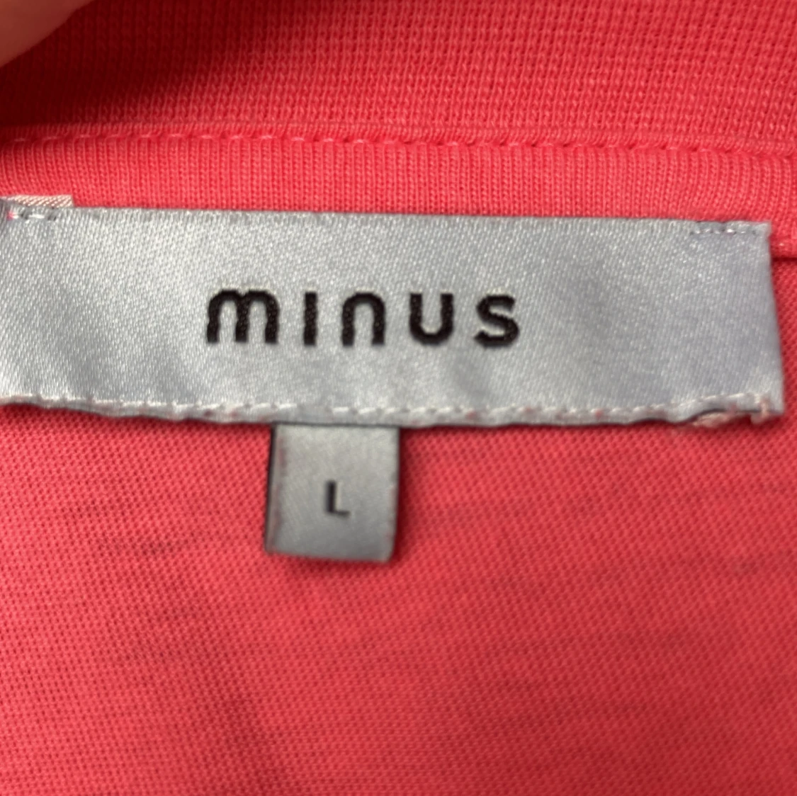Rosa Minus T-Shirt - 91