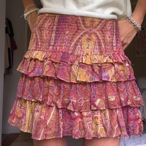 Mönstrad kjol - Så vacker 