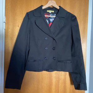 Kostym  - Fin svart kostym  :)