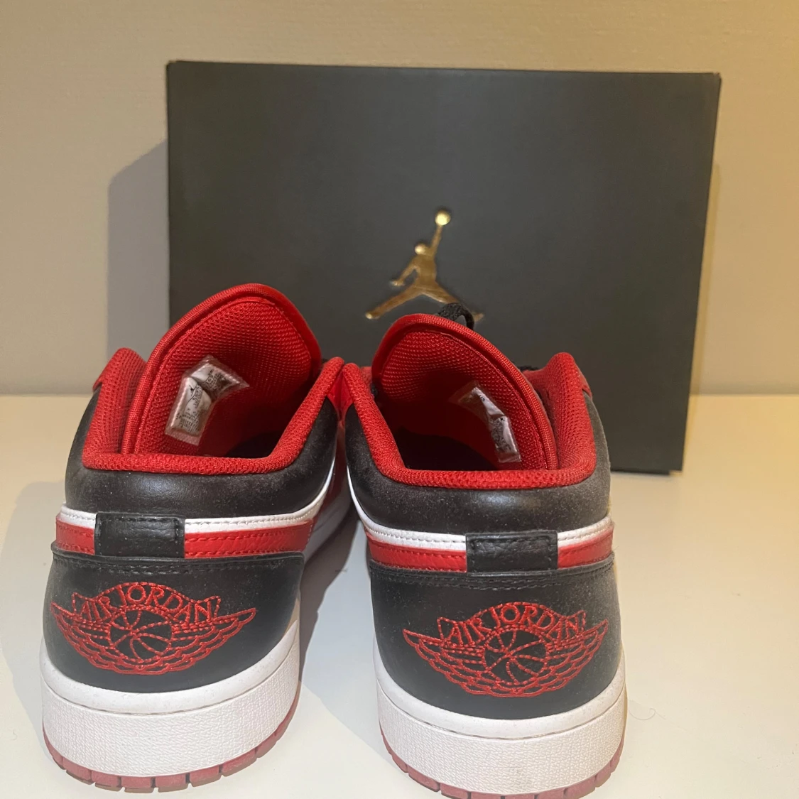 Jordan 1 Low Chicago - 90