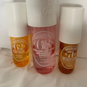 Sol de Janeiro  - Sol de Janeiro mist. 300 för alla 3.  I butik säljs de små för 299 och den stora för 499. 