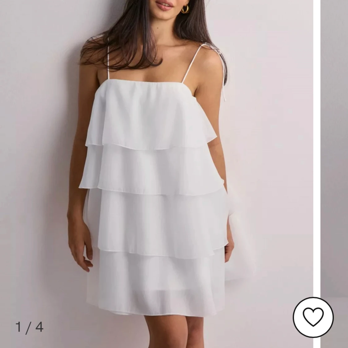 Ginatricot vit klänning