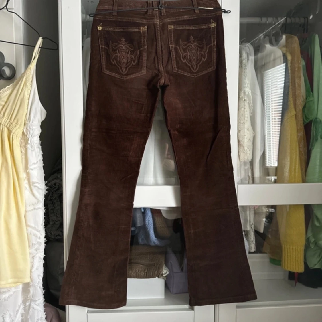 lågmidjade bootcut byxor - 90