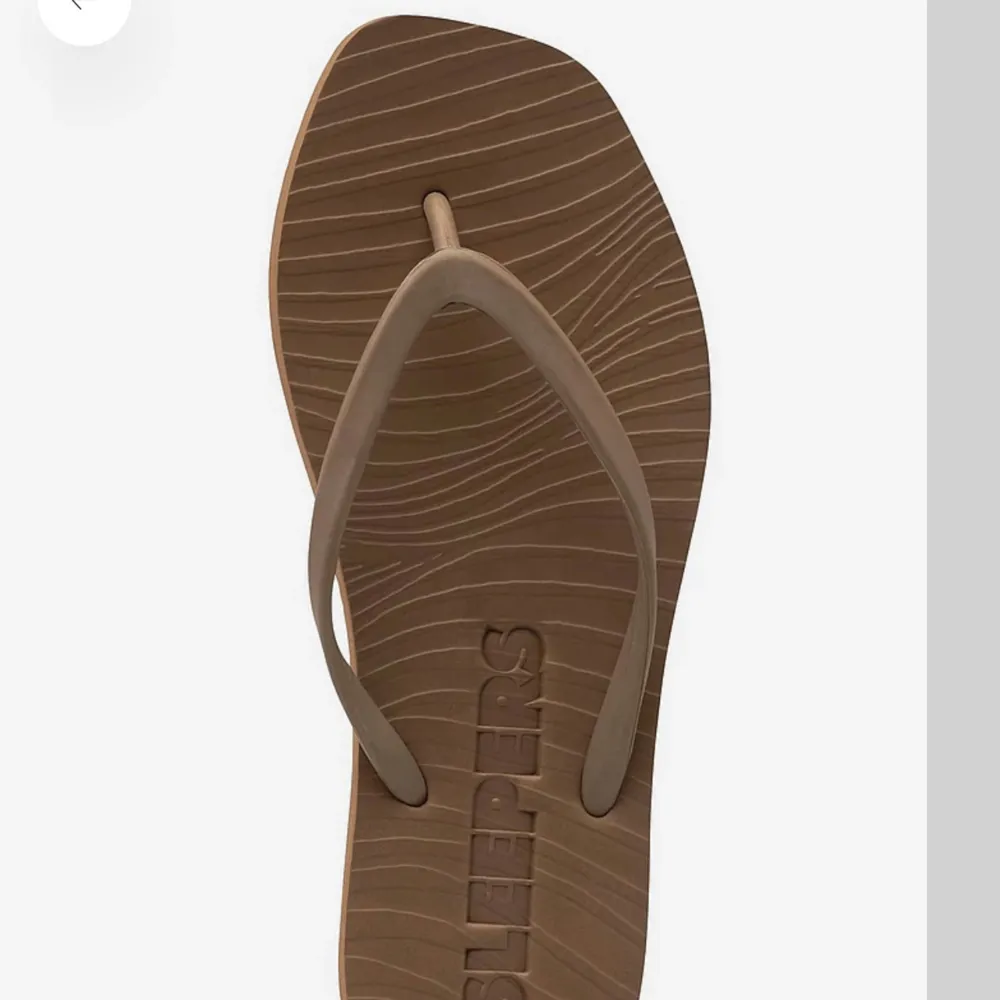 Fina bruna flipflops från märket Sleepers, aldrig använda, nypris är 399kr. Skor.