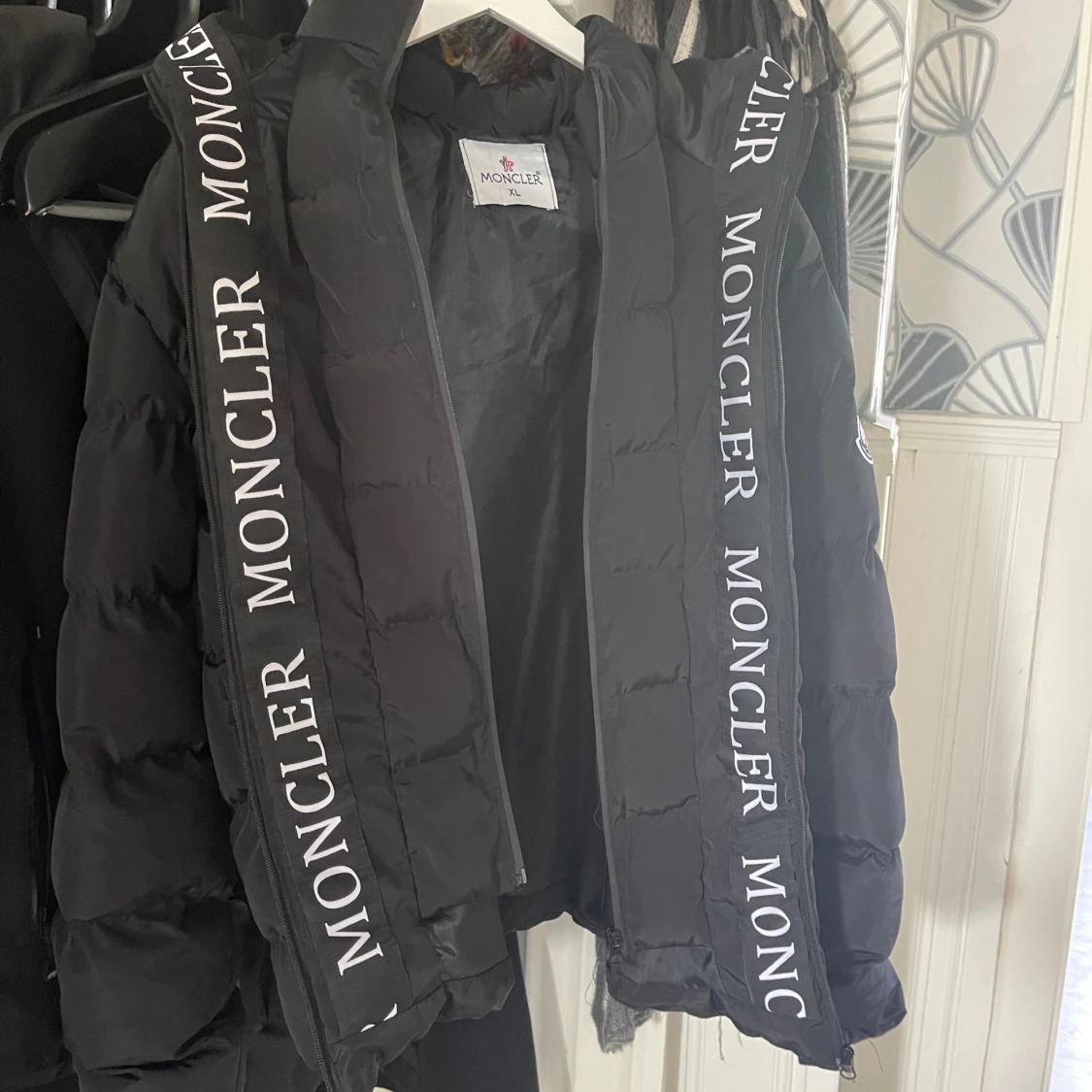 Moncler Jacka junisex  - 90