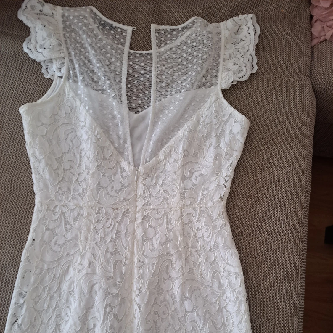 Vit klänning.  - 1