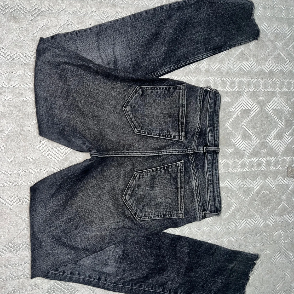 Bootcut gråa ZARA jeans